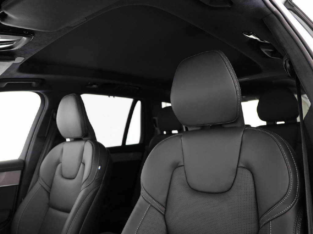 VOLVO XC90 2.0 T8 TE XCLUSIVE Ultra Dark eAWD-image-26