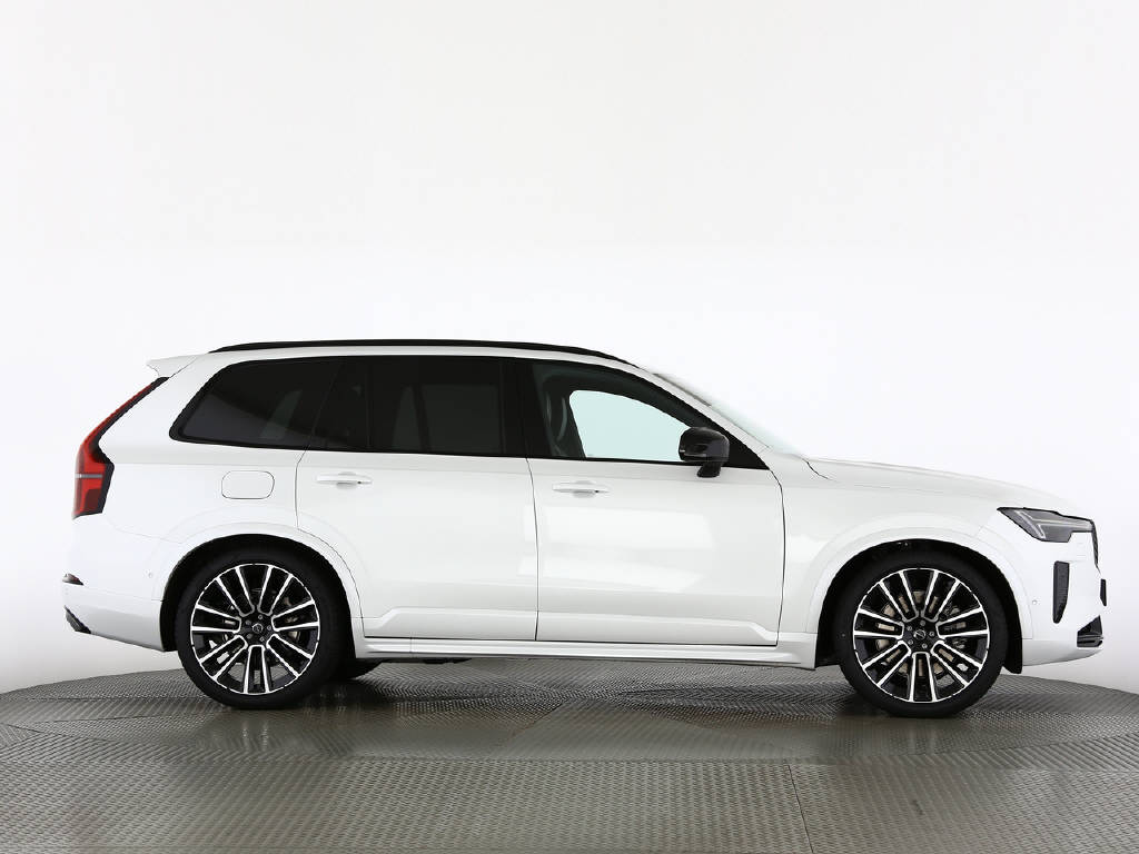 VOLVO XC90 2.0 T8 TE XCLUSIVE Ultra Dark eAWD-image-16