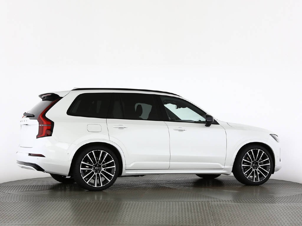 VOLVO XC90 2.0 T8 TE XCLUSIVE Ultra Dark eAWD-image-14
