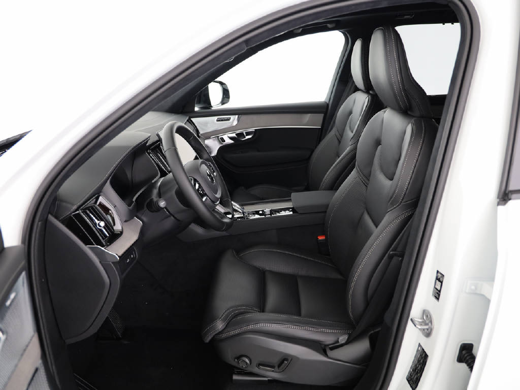 VOLVO XC90 2.0 T8 TE XCLUSIVE Ultra Dark eAWD-image-27