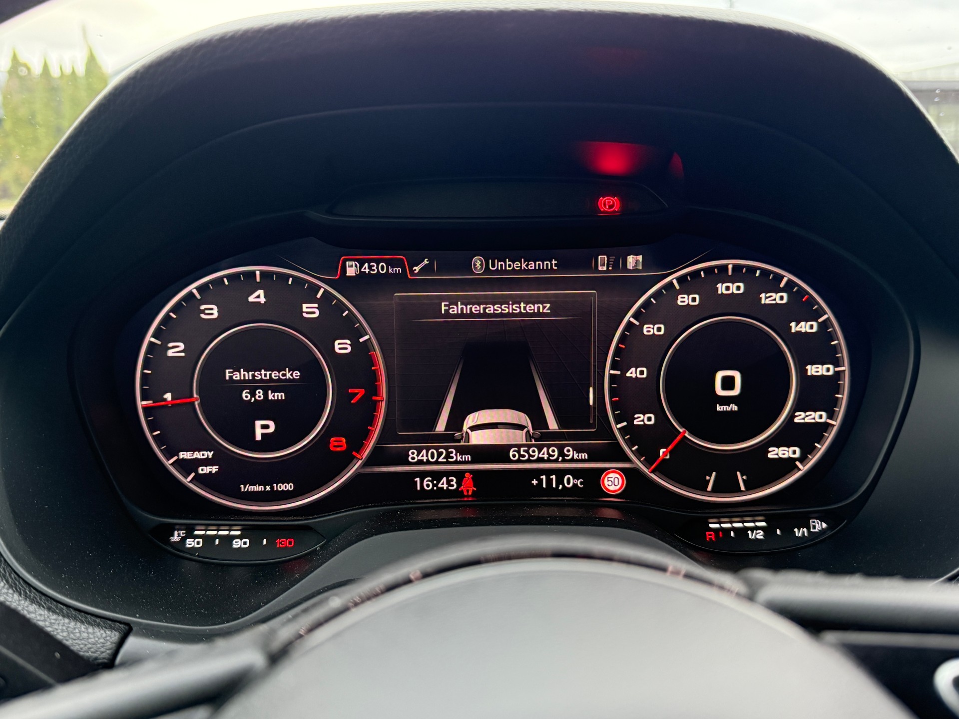 AUDI Q2 35 TFSI Sport S-tronic *All Black*-image-11