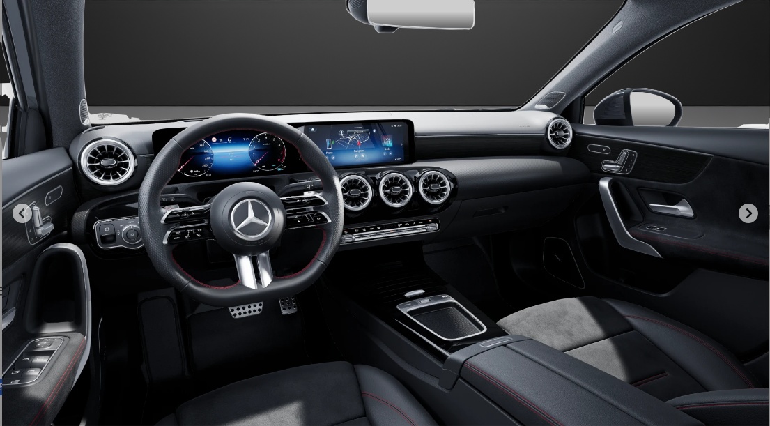 MERCEDES-BENZ A 220 4Matic 8G-DCT-image-5