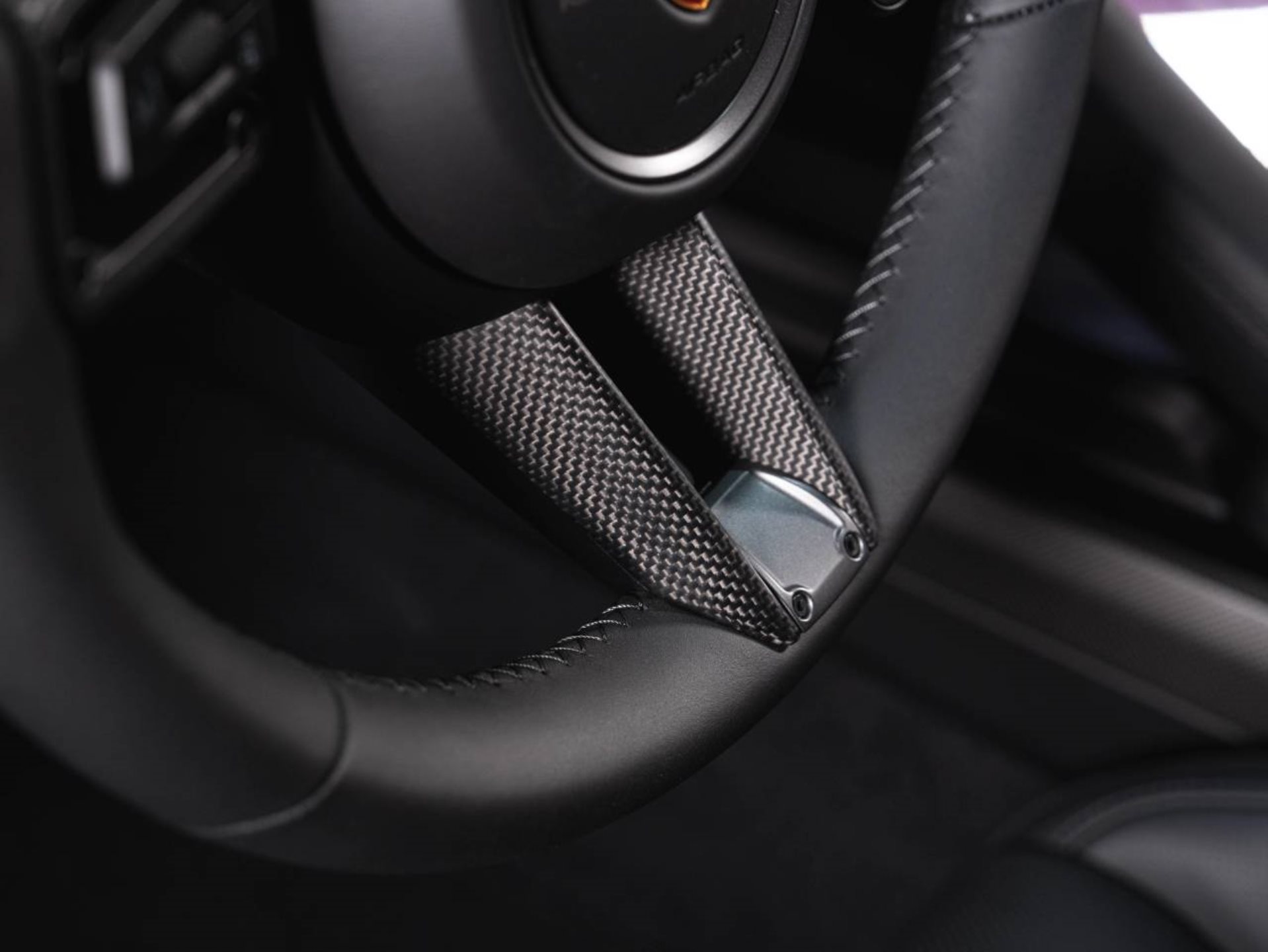 PORSCHE Taycan Turbo (MY23)-image-12