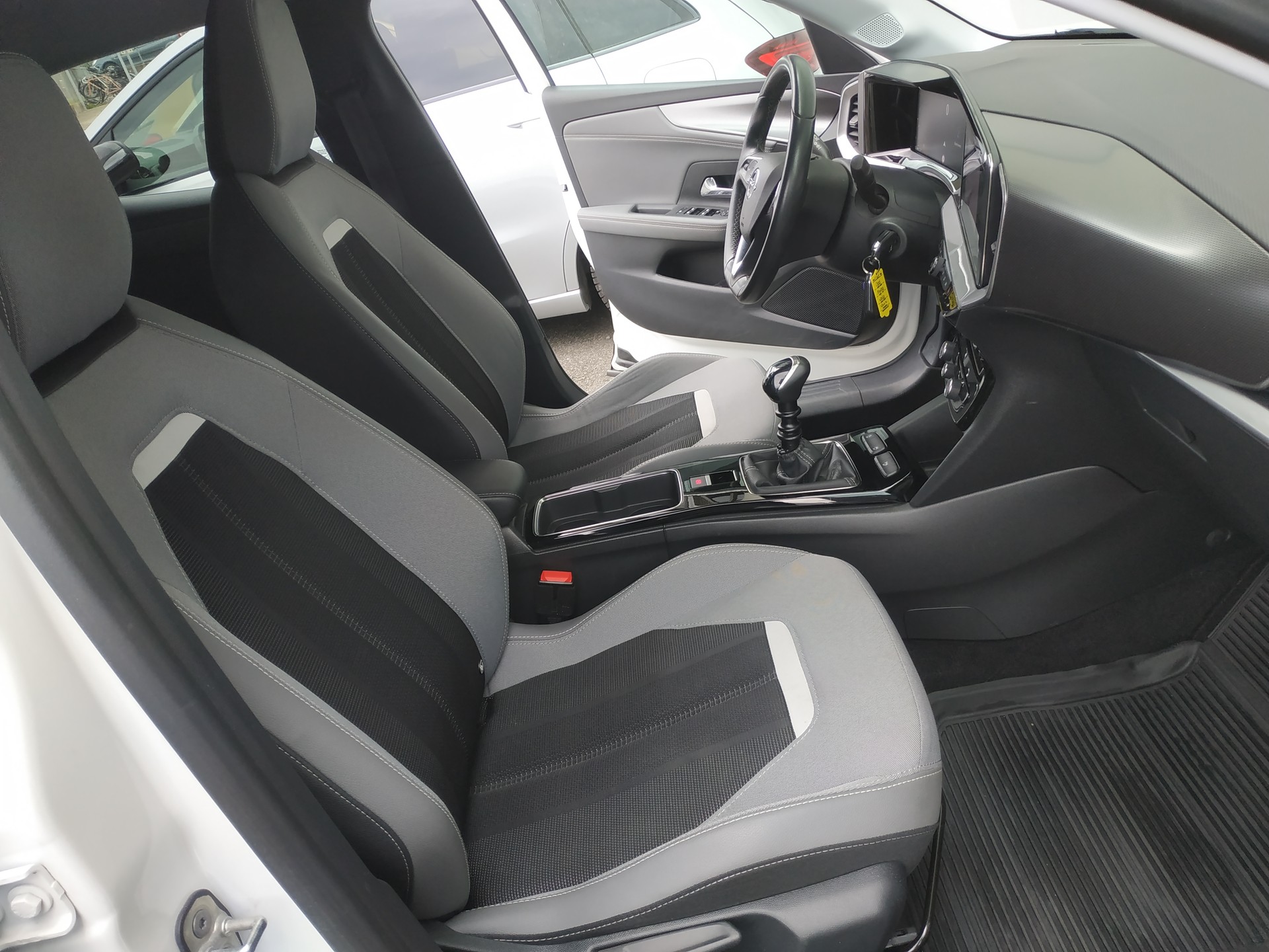 OPEL Mokka 1.5 Diesel Elegance-image-13