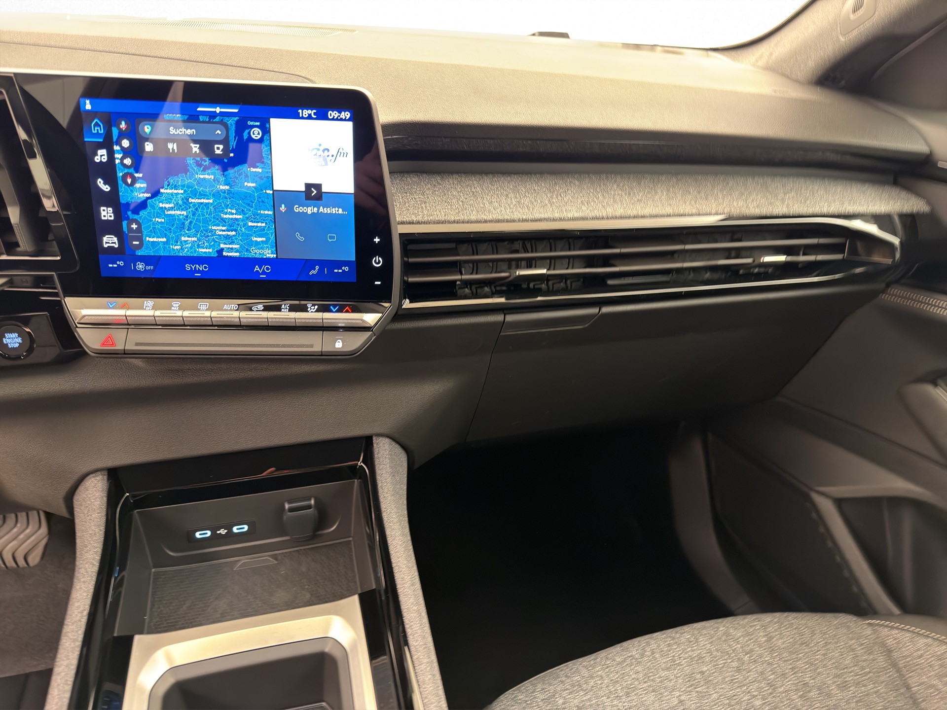 RENAULT Austral 1.2 E-Tech evolution-image-7