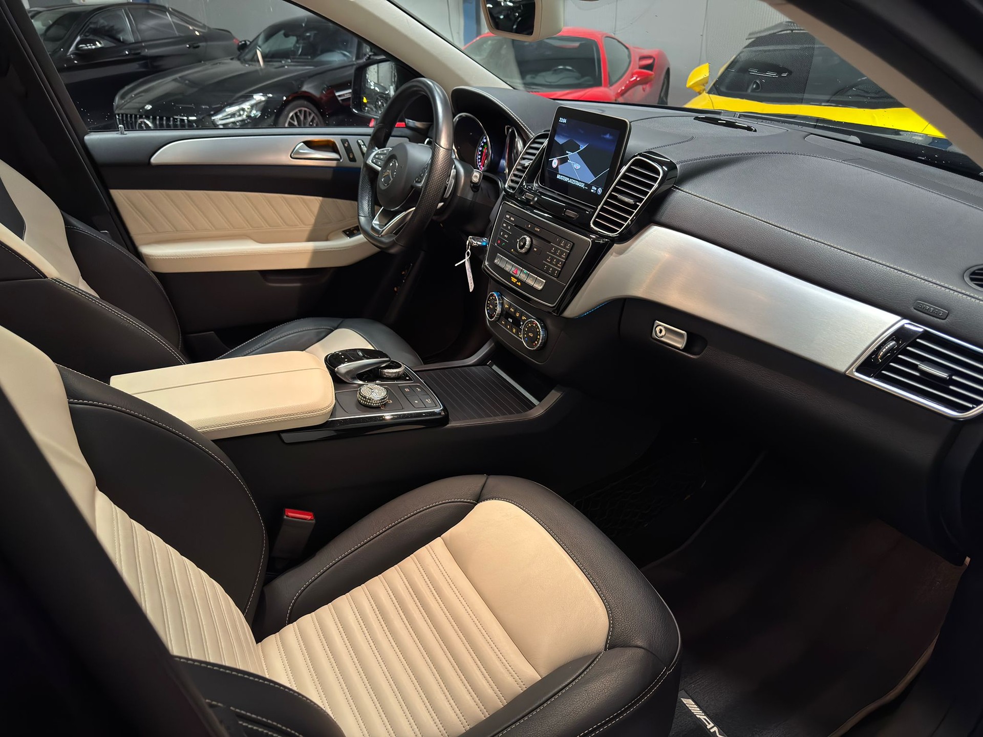 MERCEDES-BENZ GLE 350 d Coupé-image-6