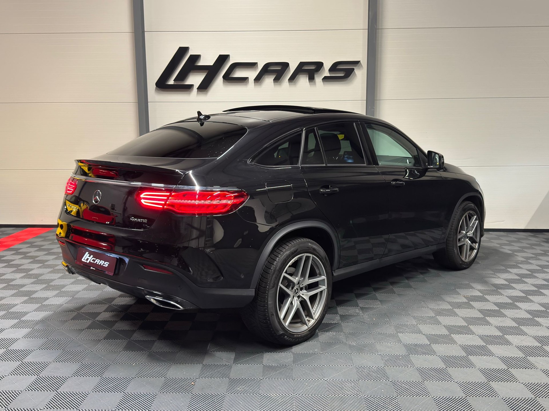 MERCEDES-BENZ GLE 350 d Coupé-image-3
