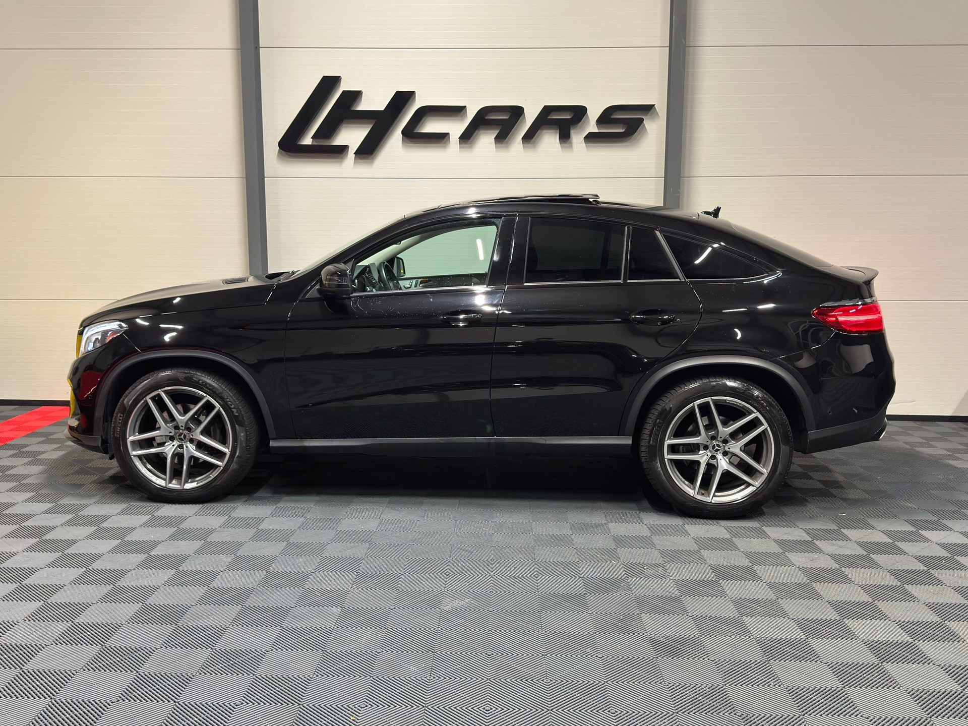 MERCEDES-BENZ GLE 350 d Coupé-image-1