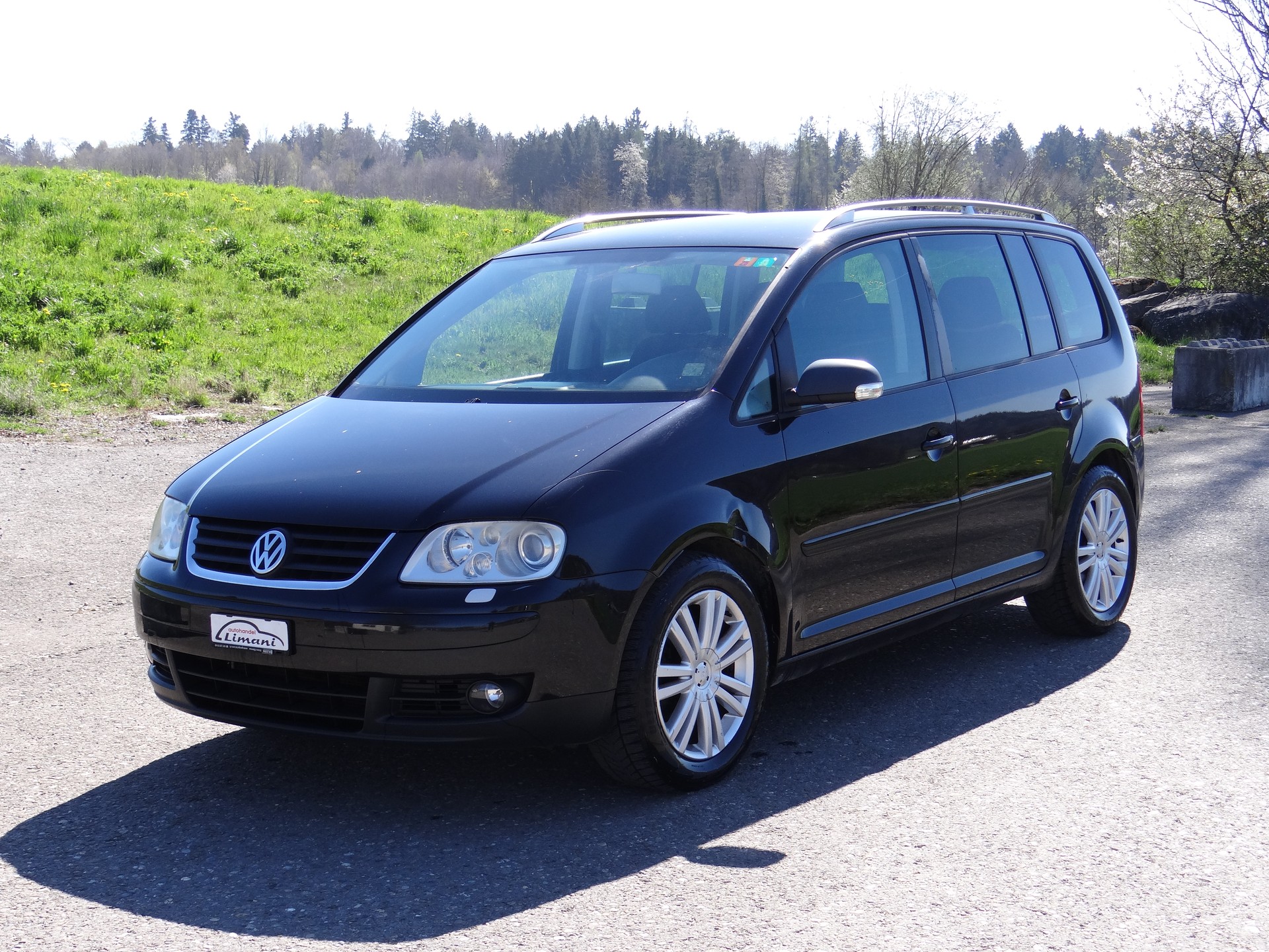 VW Touran 1.9 TDI Trendline-image-1