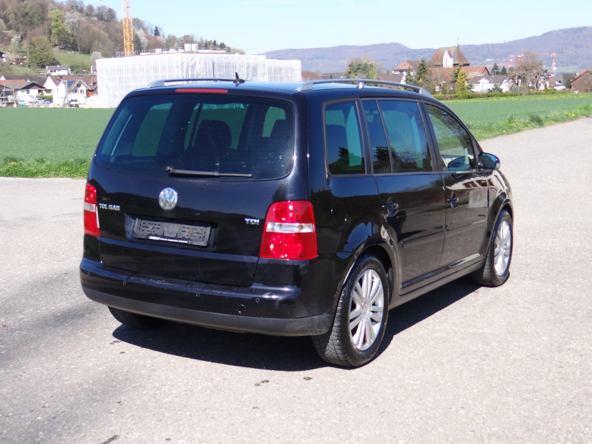 VW Touran 1.9 TDI Trendline-image-4