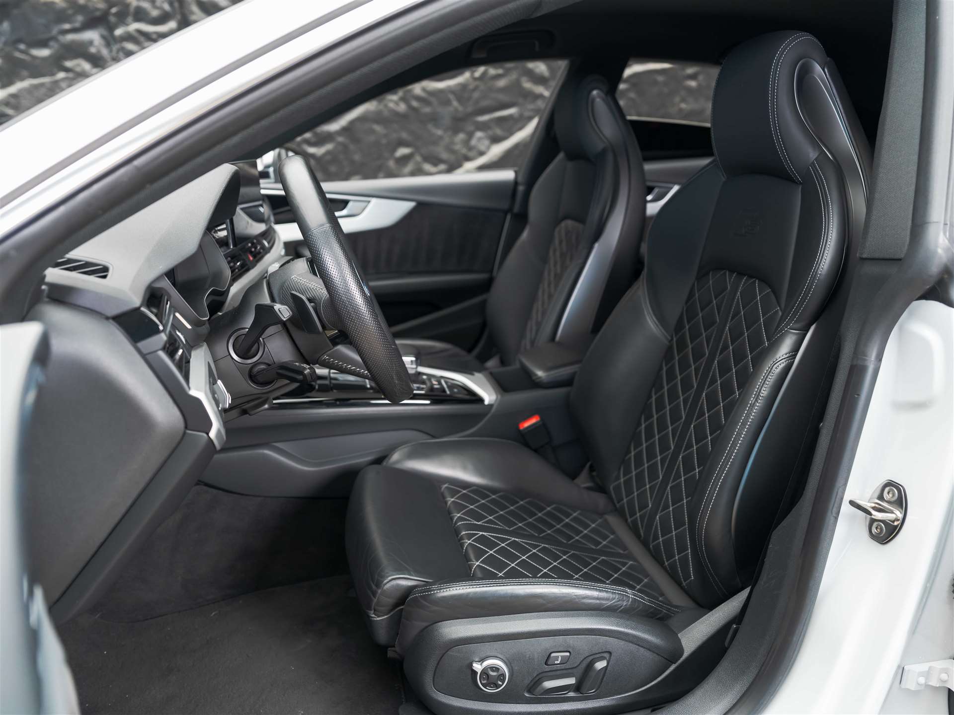 AUDI S5 Sportback 3.0 TDI quattro tiptronic *20" Felgen*Matrix-LED*Massage*AHK-image-11