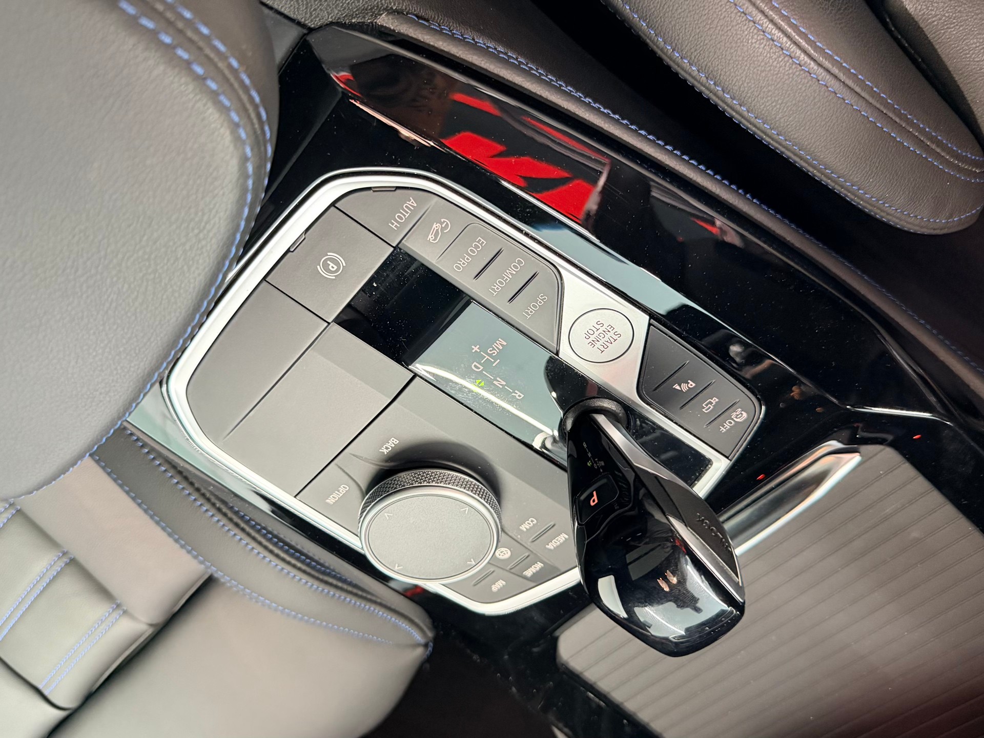 BMW X4 M40i 48V Steptronic-image-26