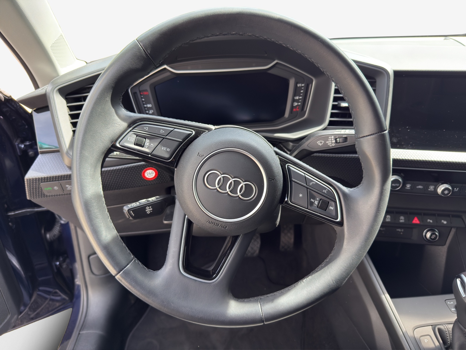 AUDI A1 Sportback 30 TFSI advanced S-tronic-image-9