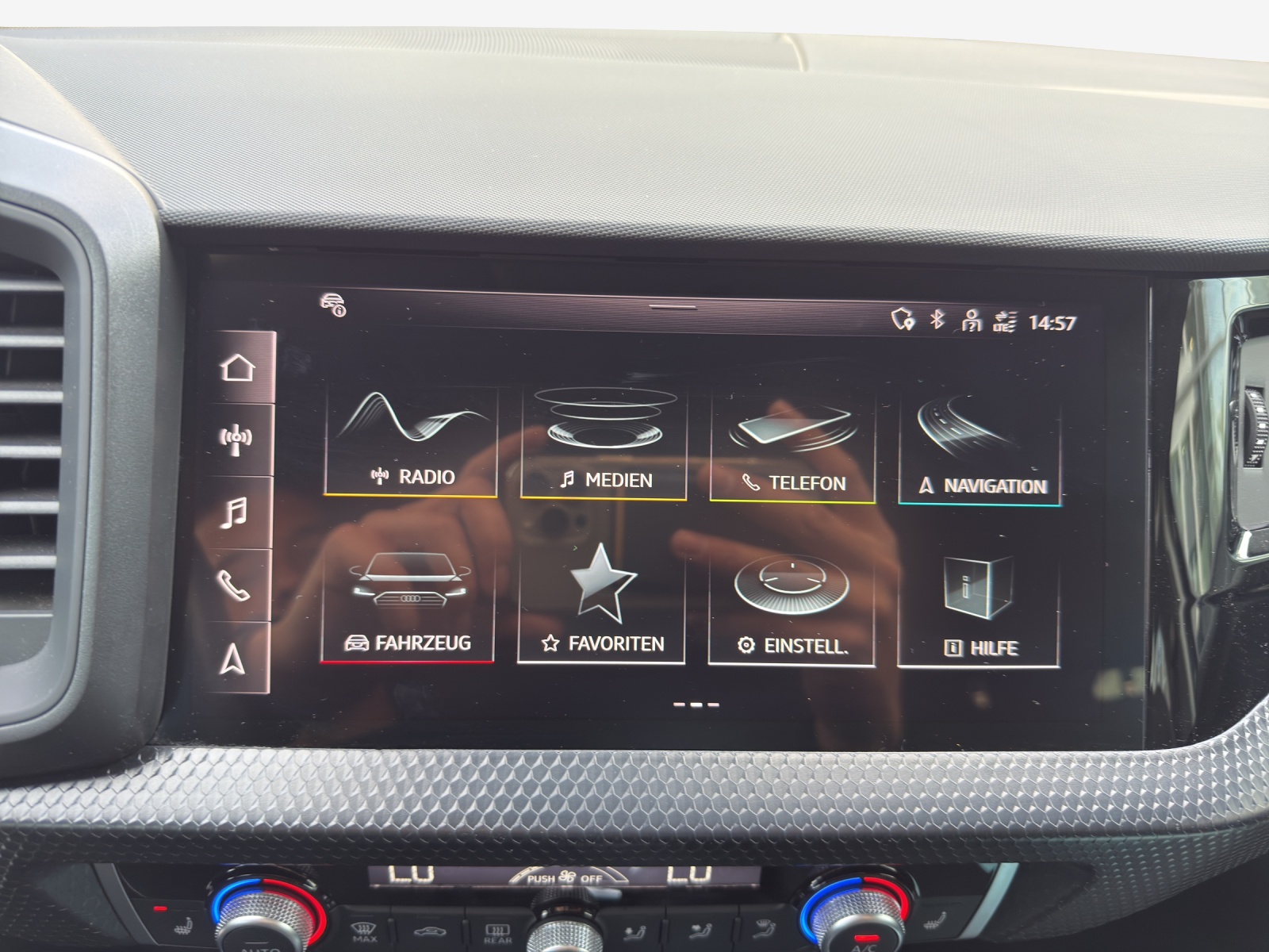 AUDI A1 Sportback 30 TFSI advanced S-tronic-image-15