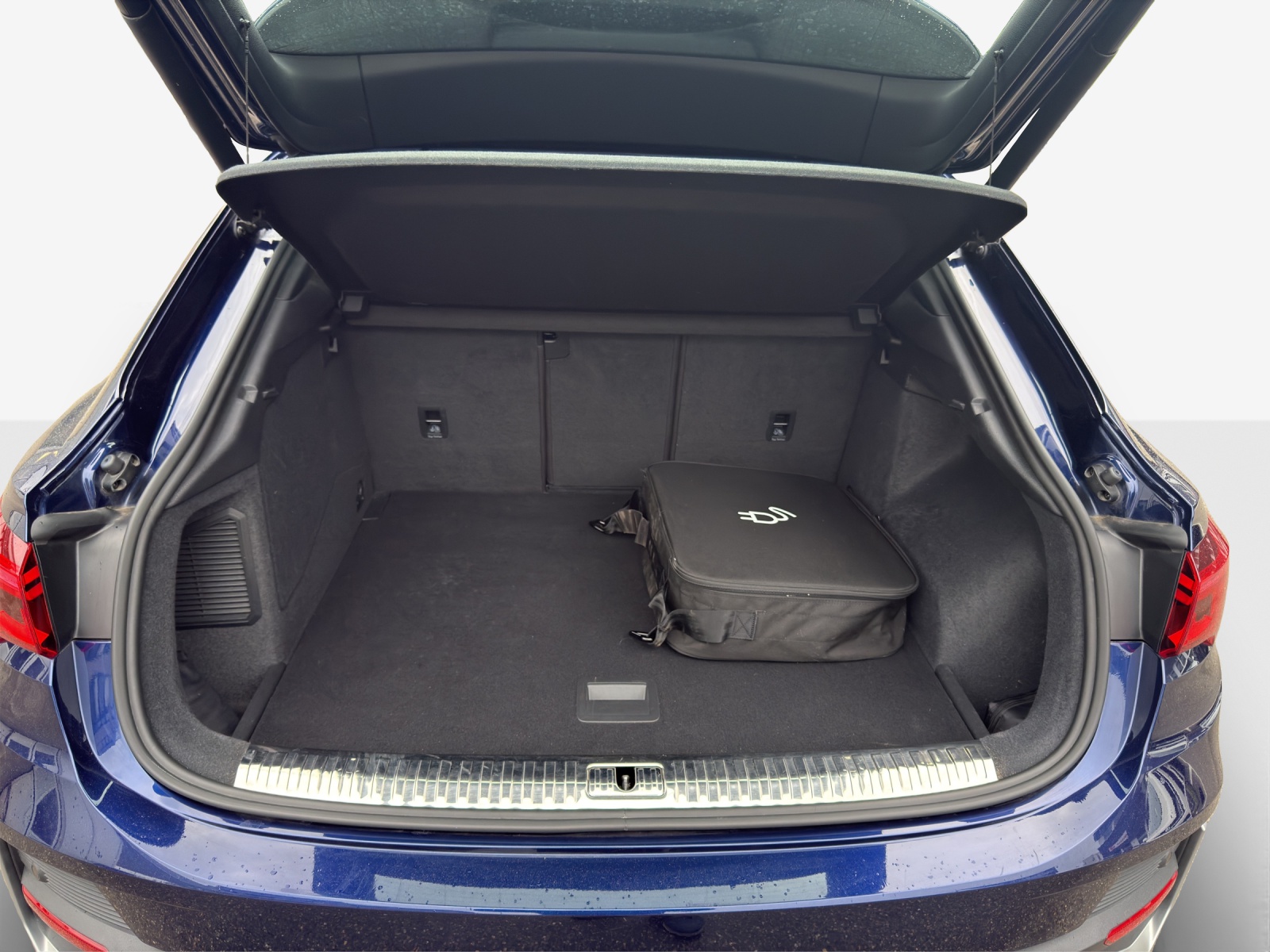 AUDI Q3 Sportback 45 TFSI e S line S-tronic-image-13