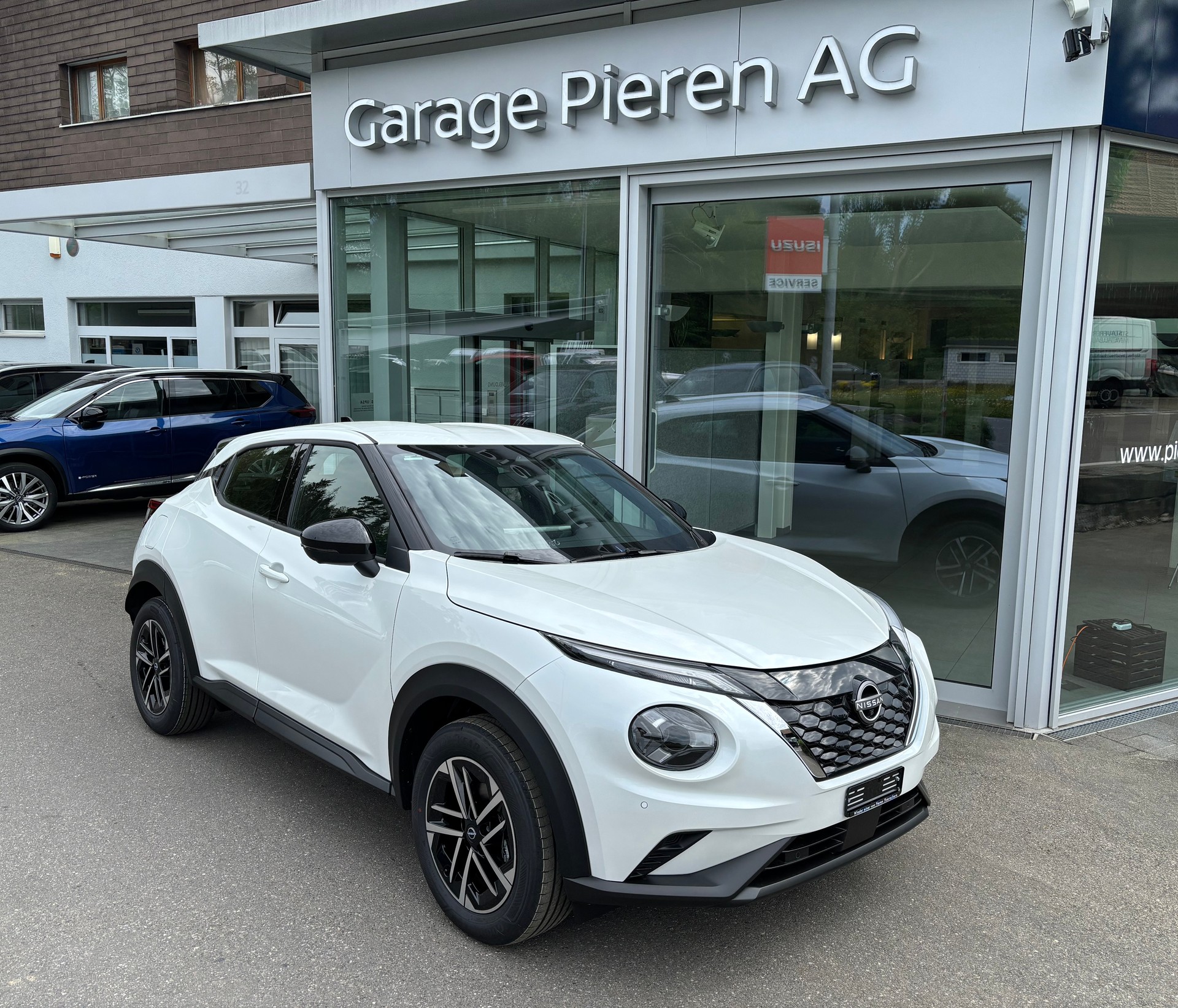 NISSAN Juke 1.6 N-Connecta FHEV-image-0