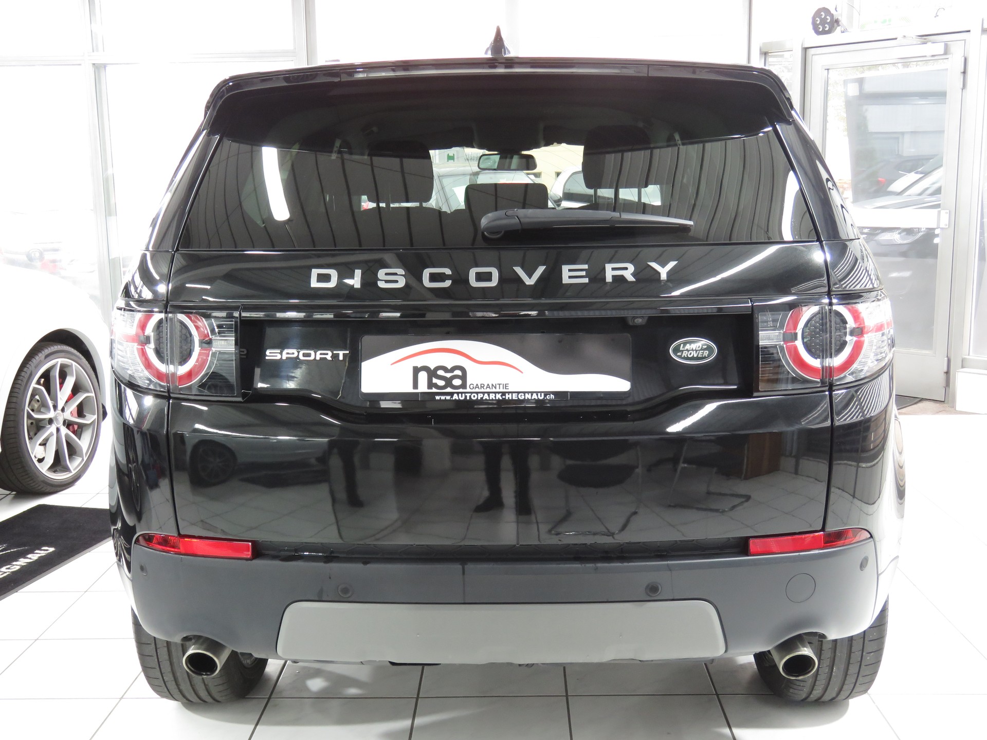 LAND ROVER Discovery Sport 2.0 TD4 Pure AT9 (AHK 2.2 t, Automat) Fixpreis !!!-image-4