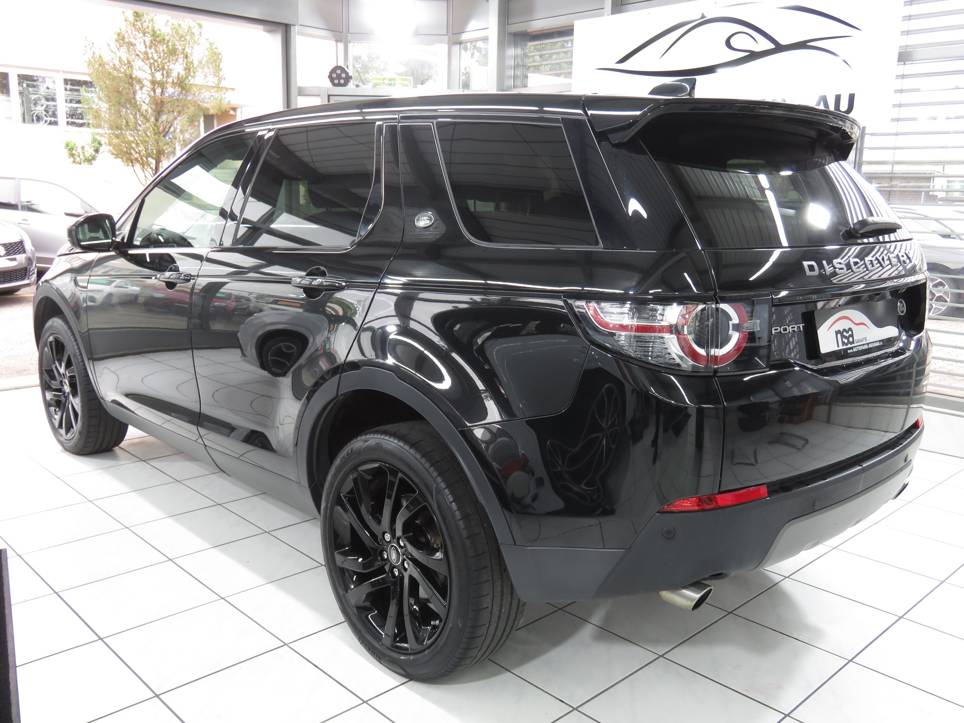 LAND ROVER Discovery Sport 2.0 TD4 Pure AT9 (AHK 2.2 t, Automat) Fixpreis !!!-image-5