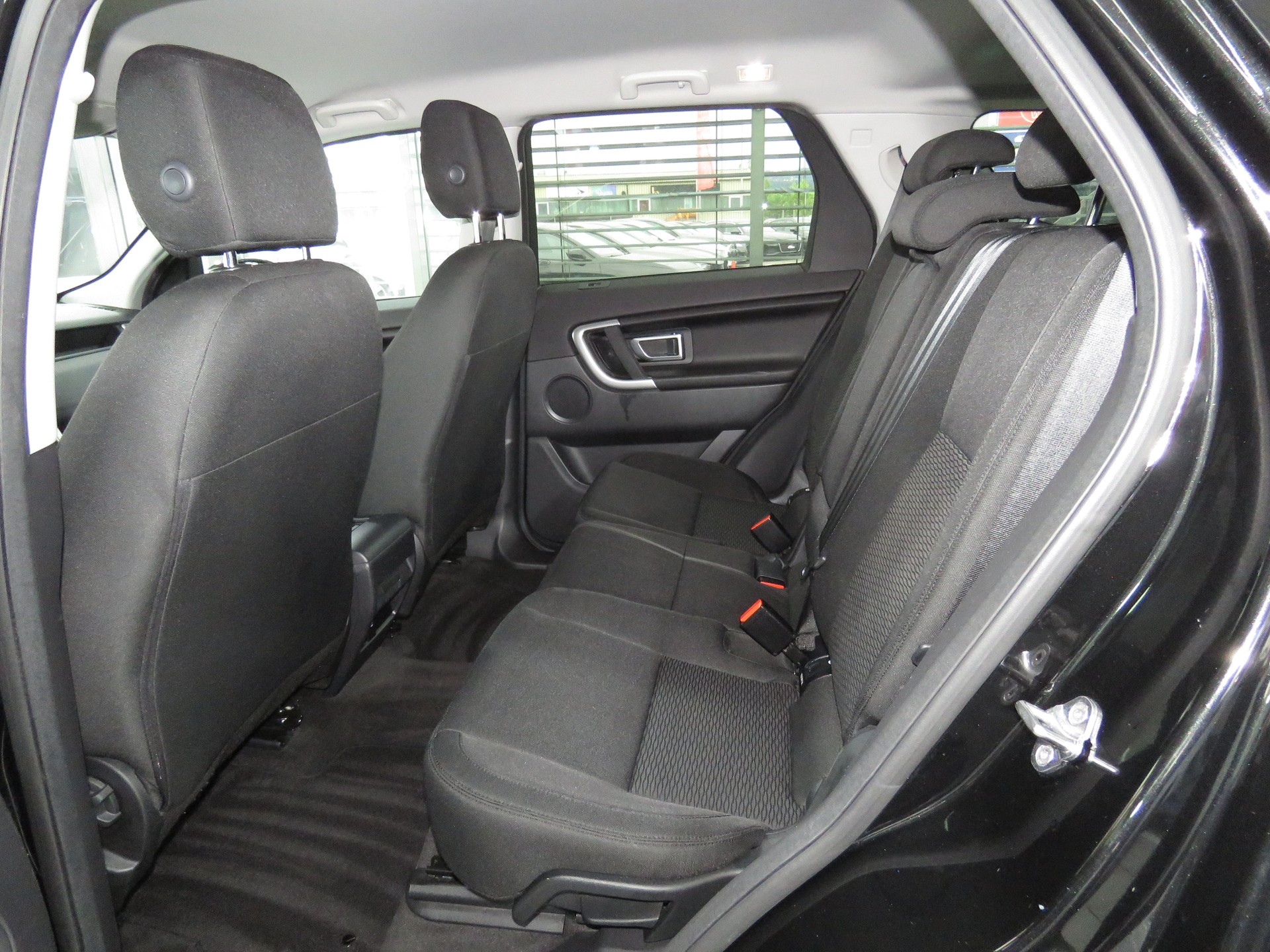 LAND ROVER Discovery Sport 2.0 TD4 Pure AT9 (AHK 2.2 t, Automat) Fixpreis !!!-image-8