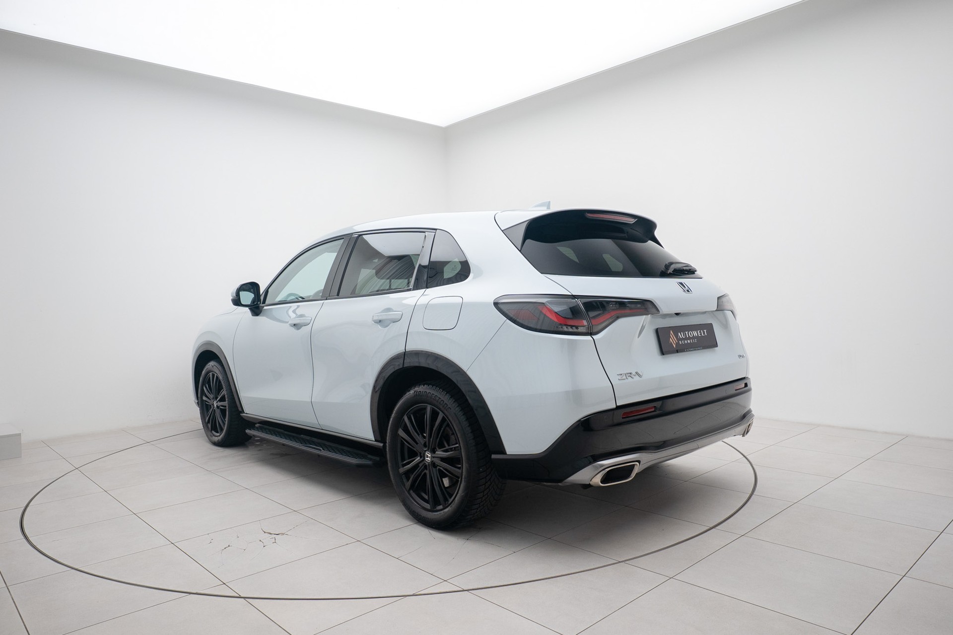 HONDA ZR-V 2.0i MMD Hybrid Advance Automatic-image-2