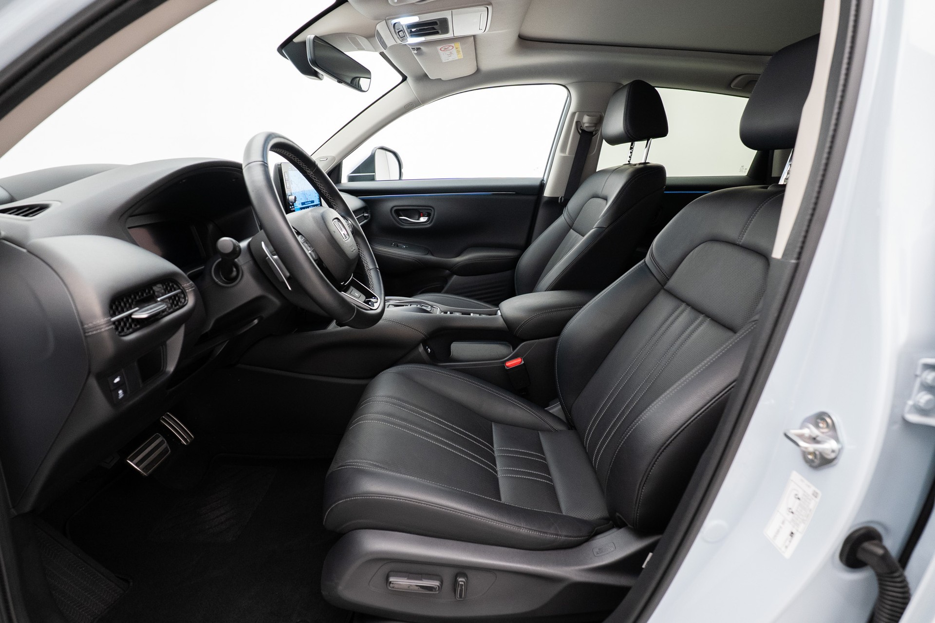 HONDA ZR-V 2.0i MMD Hybrid Advance Automatic-image-7