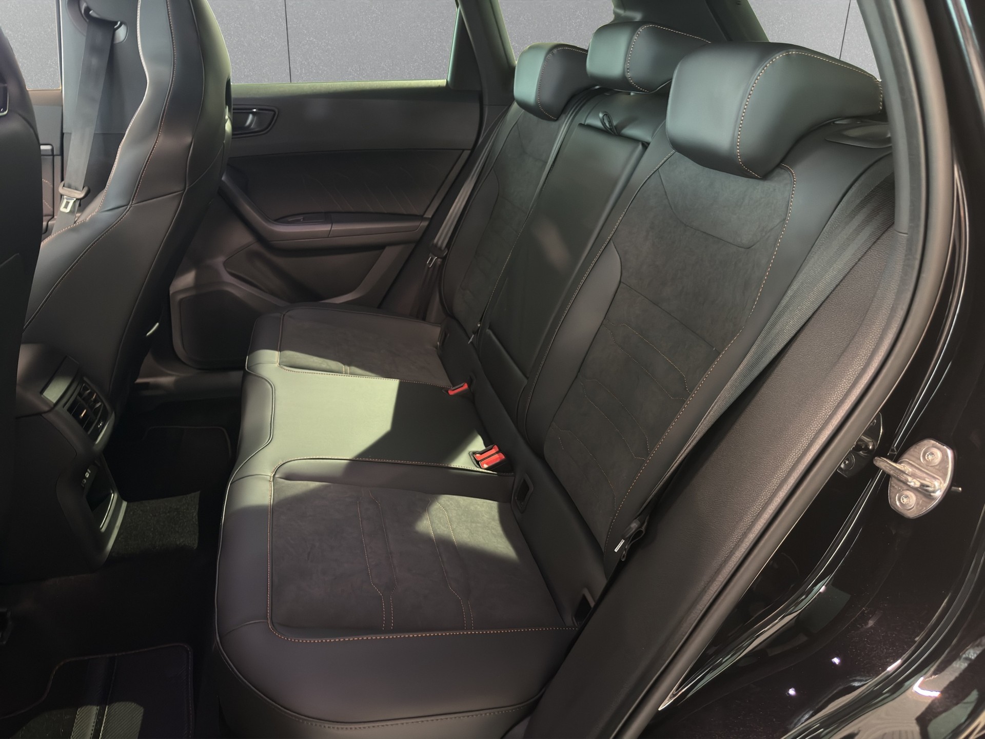 CUPRA Ateca 2.0TSI VZ 4Drive DSG-image-11