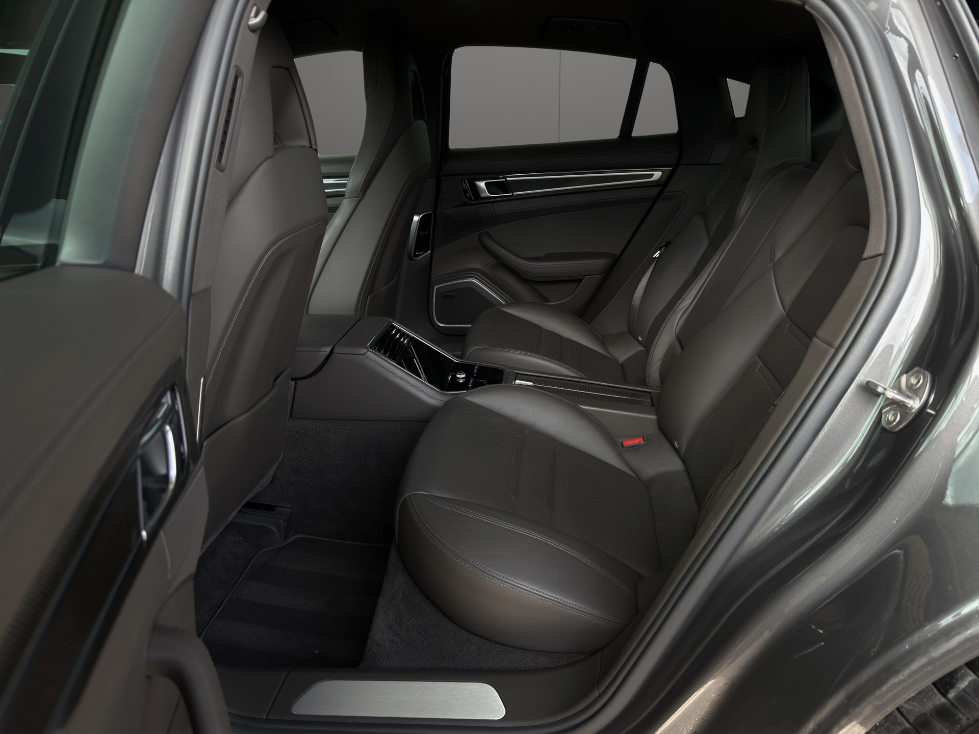 PORSCHE Panamera 4 E-Hybrid PDK-image-7