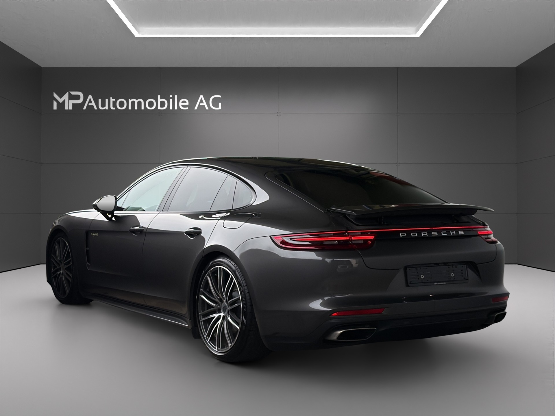 PORSCHE Panamera 4 E-Hybrid PDK-image-4