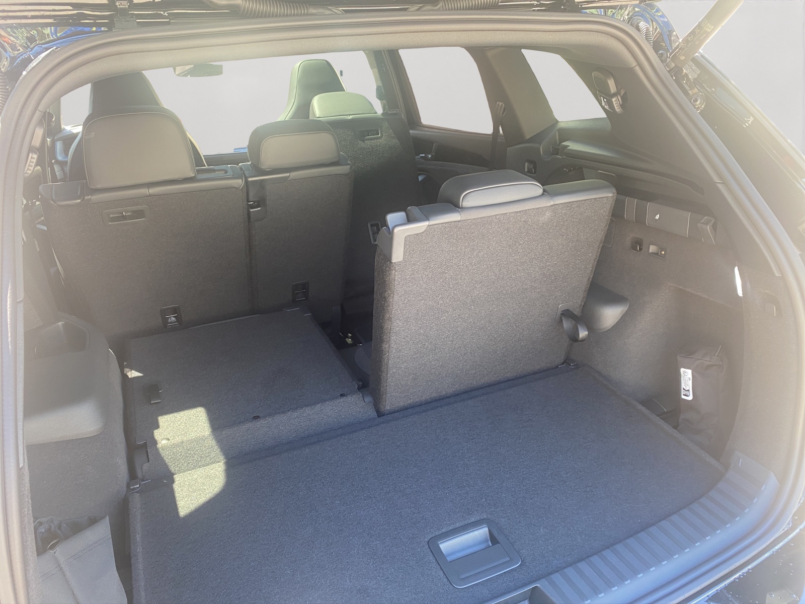 VW Tayron 2.0 TDI SCR R-Line United 4Motion DSG-image-12