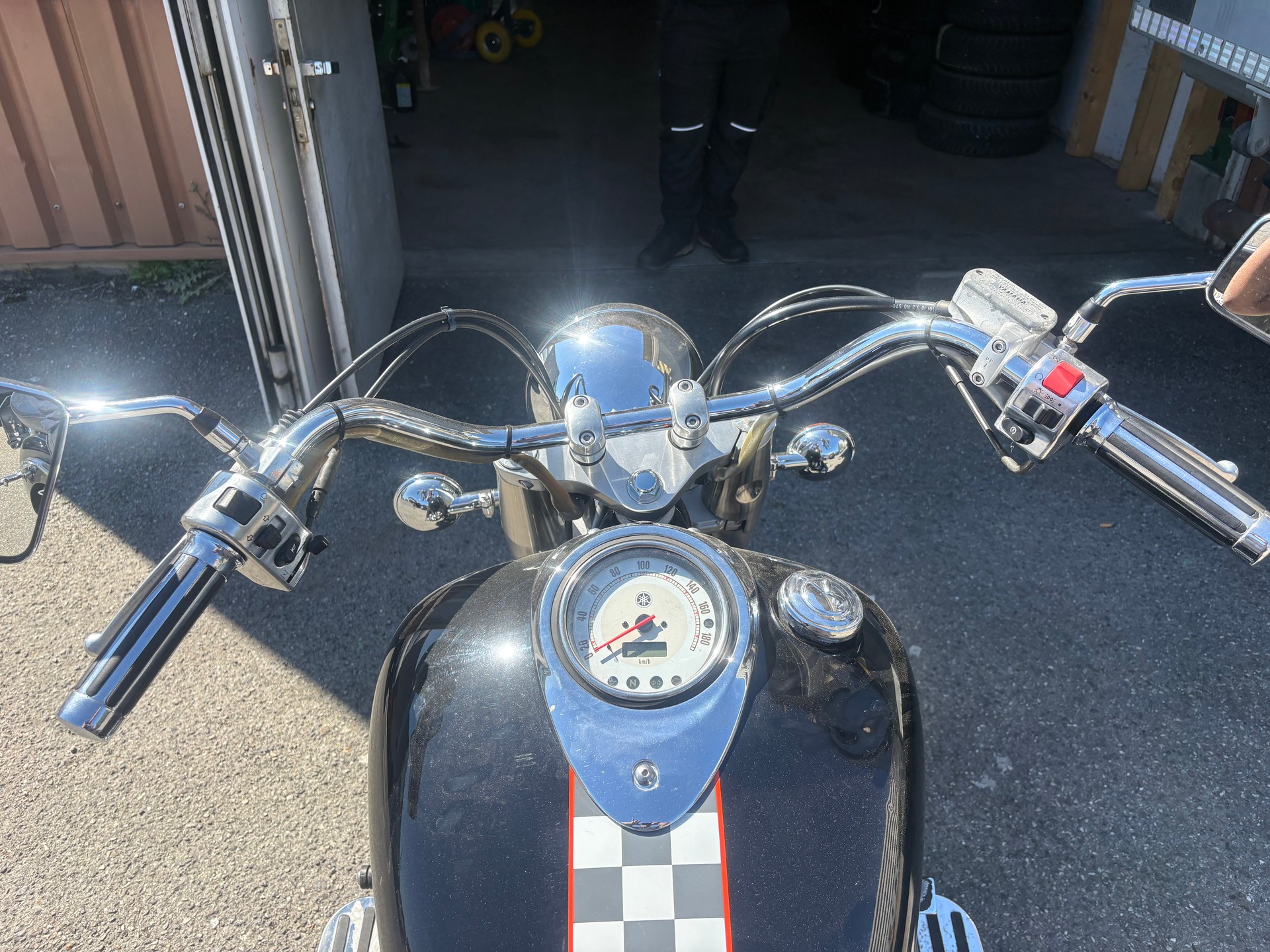 YAMAHA XVS 1100 A Drag Star Classic-image-4
