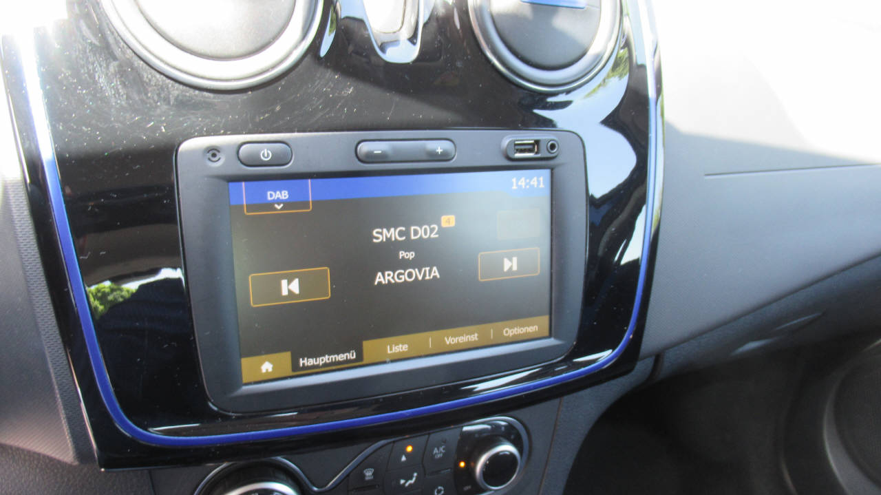 DACIA Sandero 0.9 TCe Celebration S/S-image-6