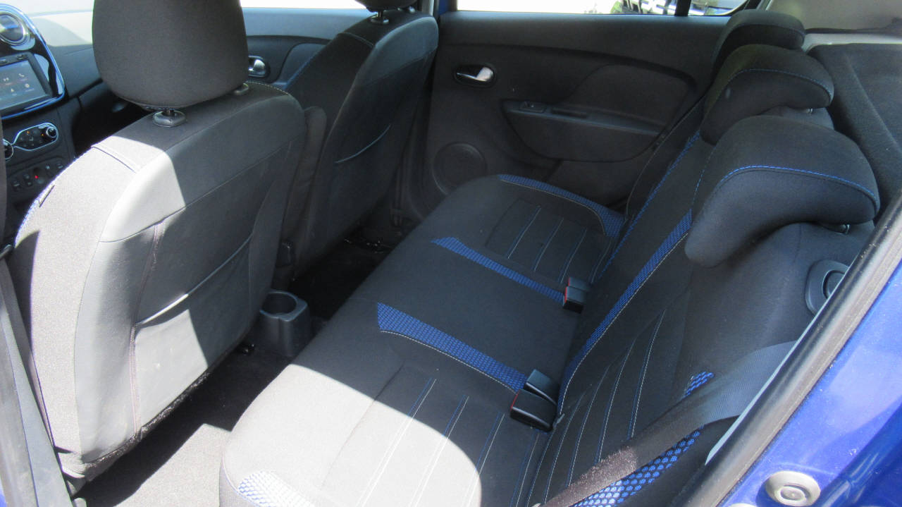 DACIA Sandero 0.9 TCe Celebration S/S-image-8