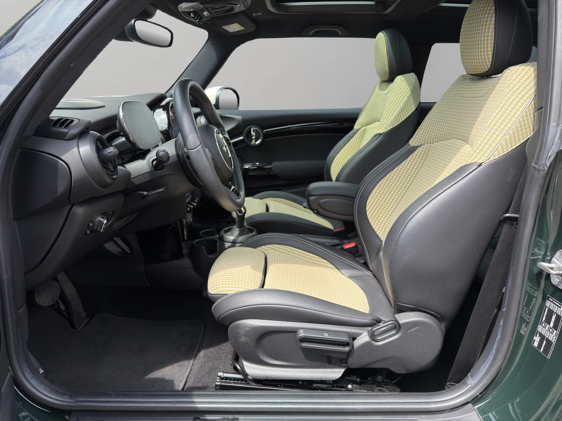 MINI Cooper S Resolute Edition Steptronic DKG-image-10
