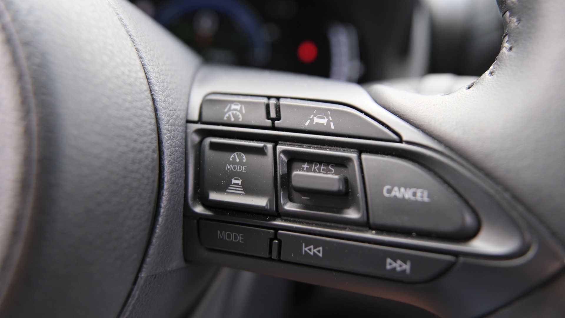 TOYOTA Yaris Cross 1.5 Trend e-CVT-image-23