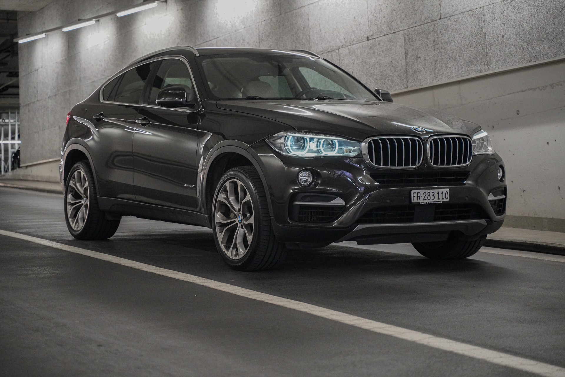 BMW X6 xDrive 50i Steptronic-image-0
