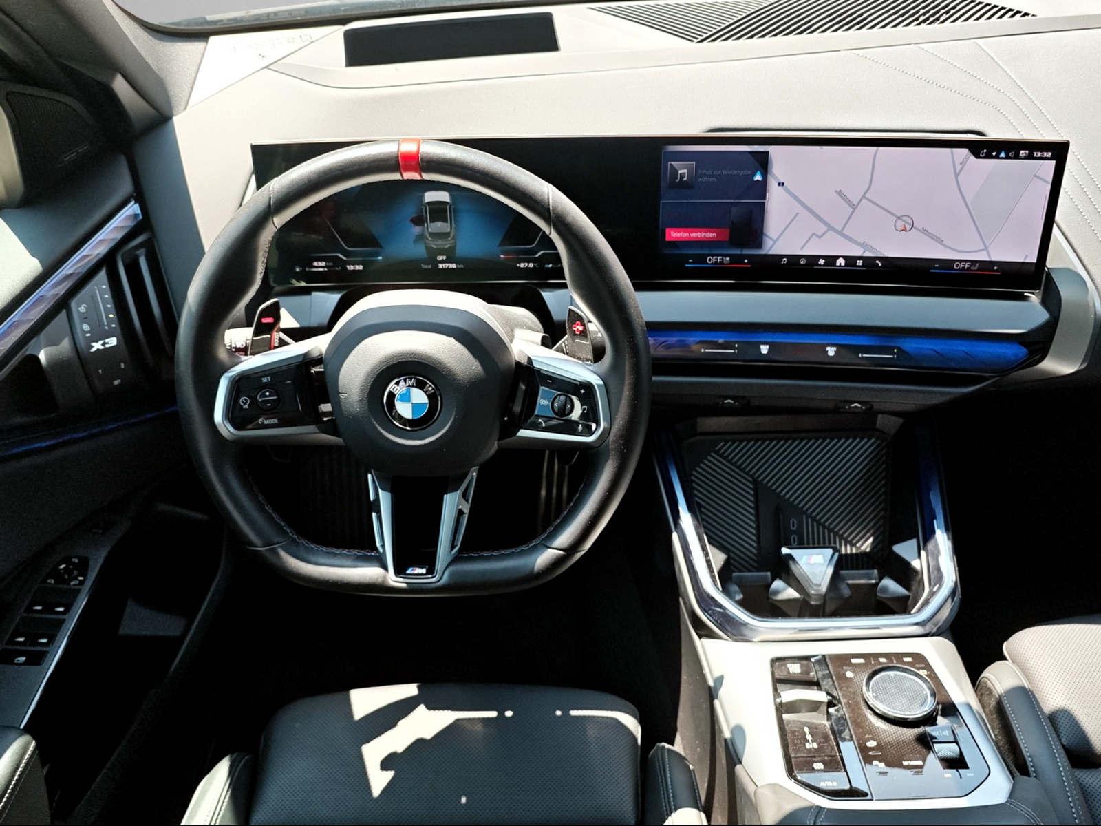 BMW X3 M50-image-16