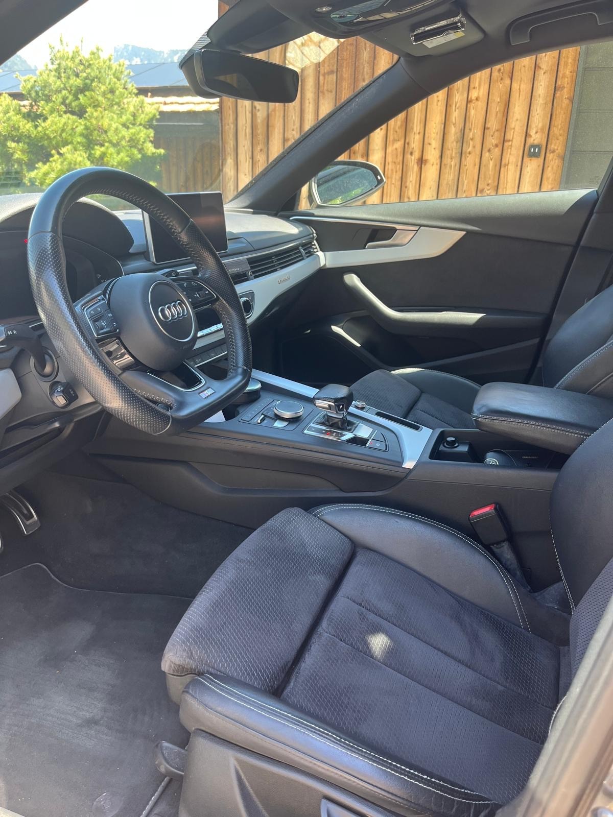 AUDI A4 Avant 2.0 TDI Sport quattro S-tronic-image-4