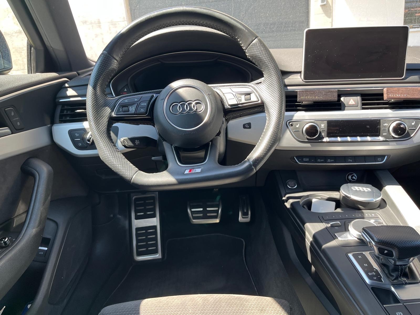 AUDI A4 Avant 2.0 TDI Sport quattro S-tronic-image-5