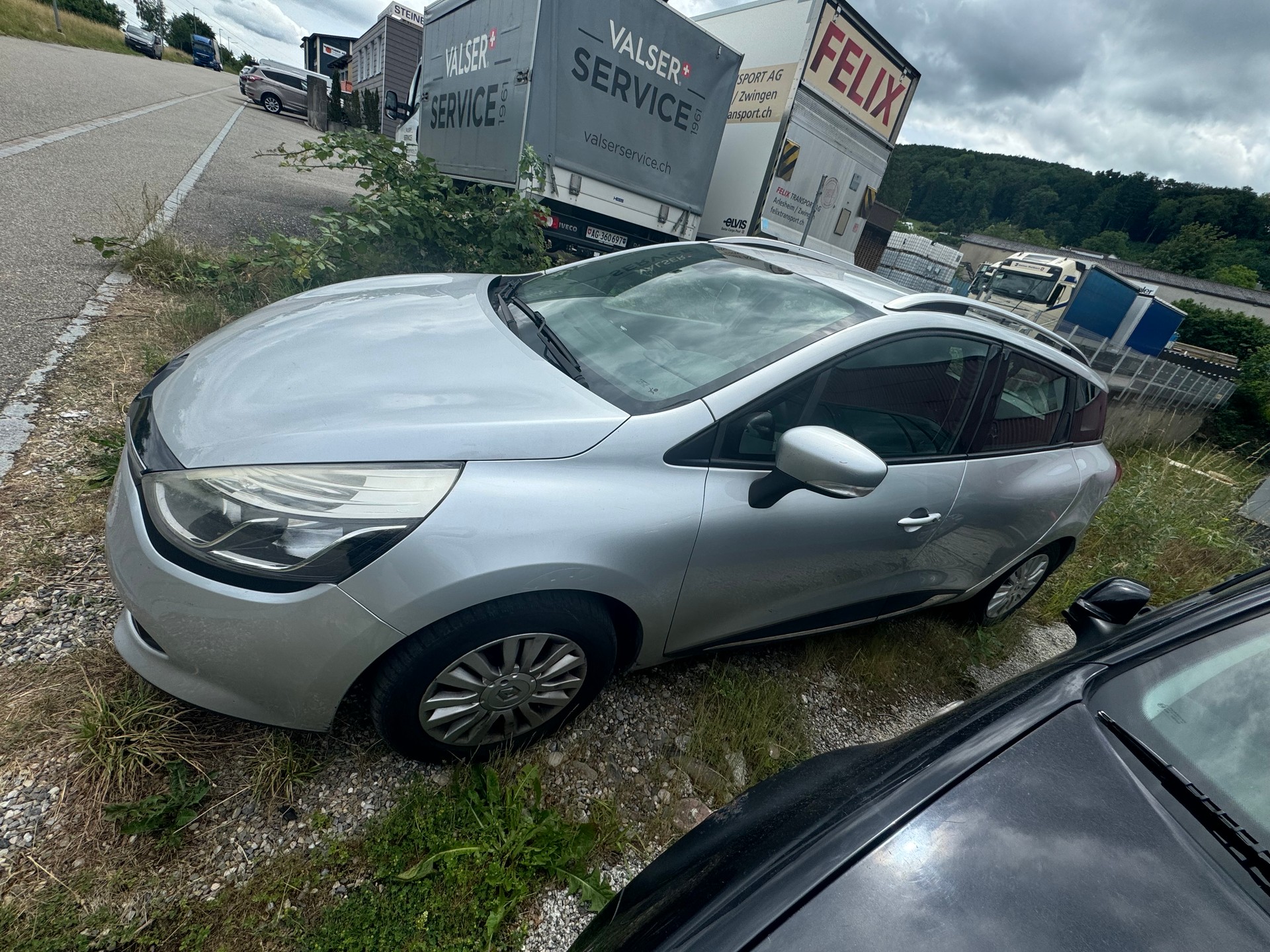 RENAULT Clio Grandtour 1.2 16V T Dynamique EDC-image-0