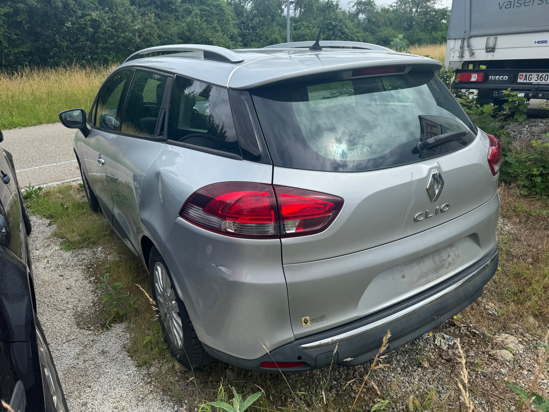 RENAULT Clio Grandtour 1.2 16V T Dynamique EDC-image-5