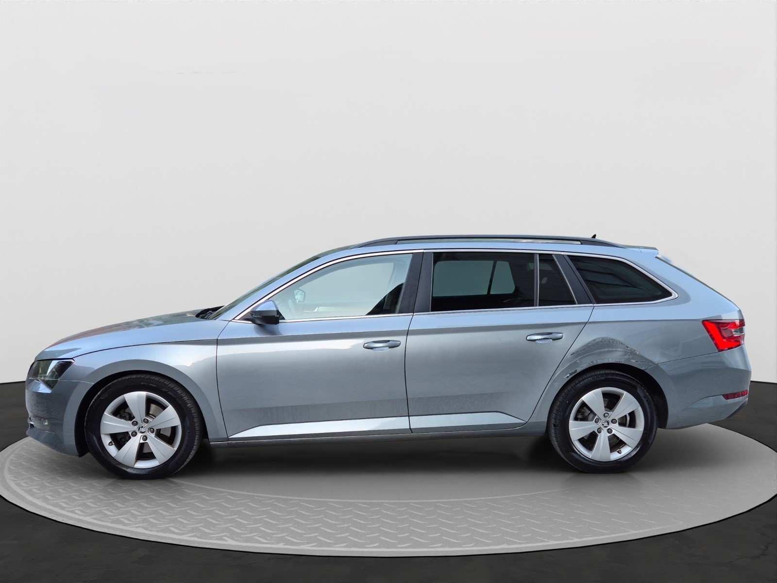 SKODA Superb Combi 1.4 TSI ACT Style DSG-image-7