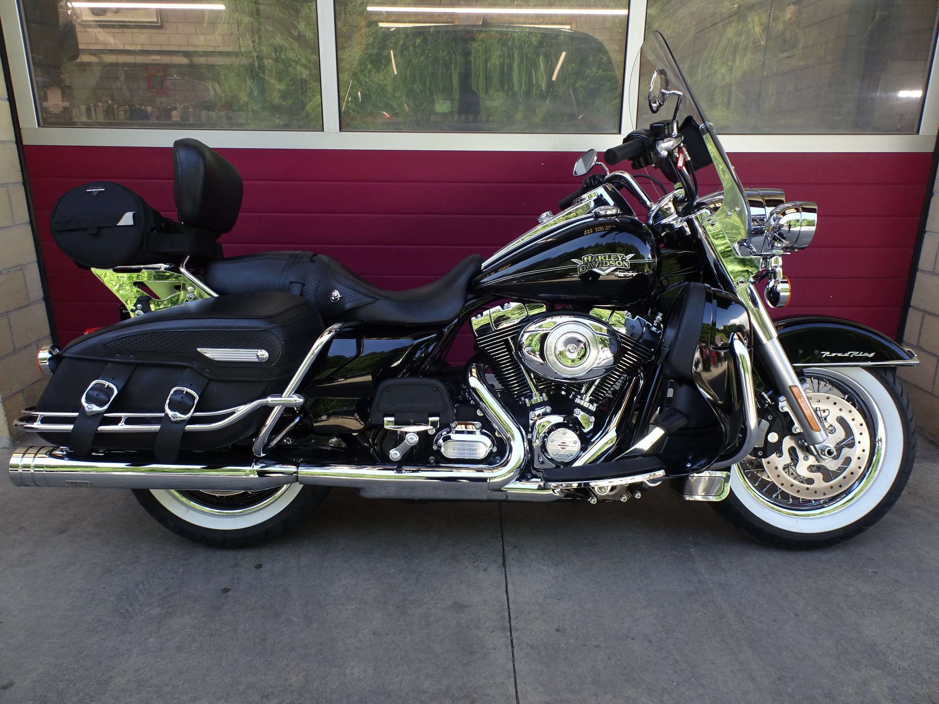 HARLEY-DAVIDSON FLHRC Road King Classic 103 ABS