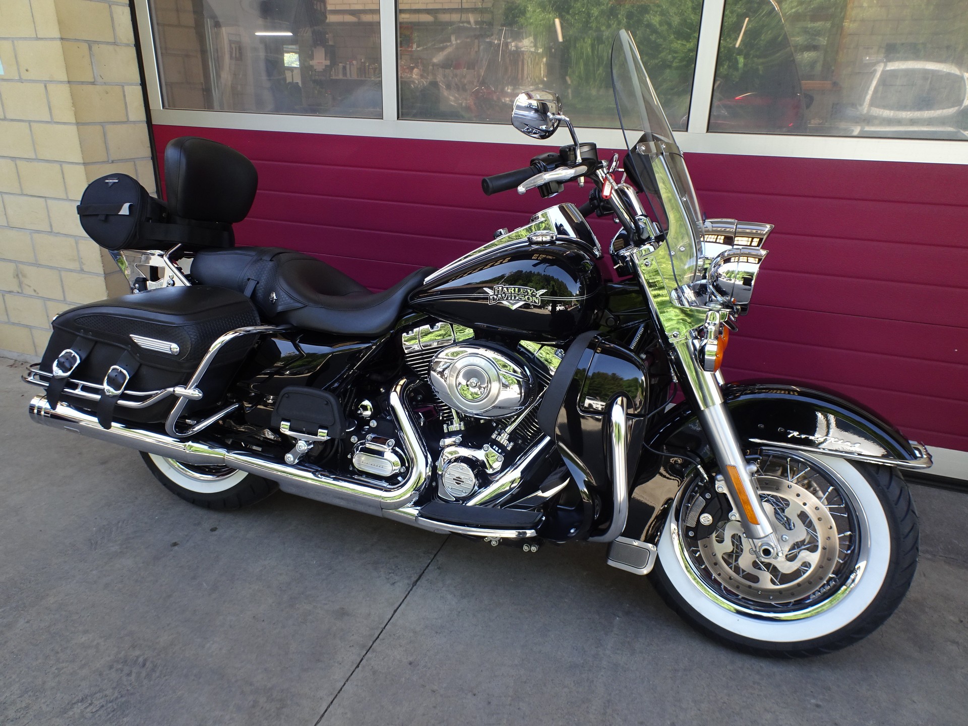 HARLEY-DAVIDSON FLHRC Road King Classic 103 ABS-showroom-element-2
