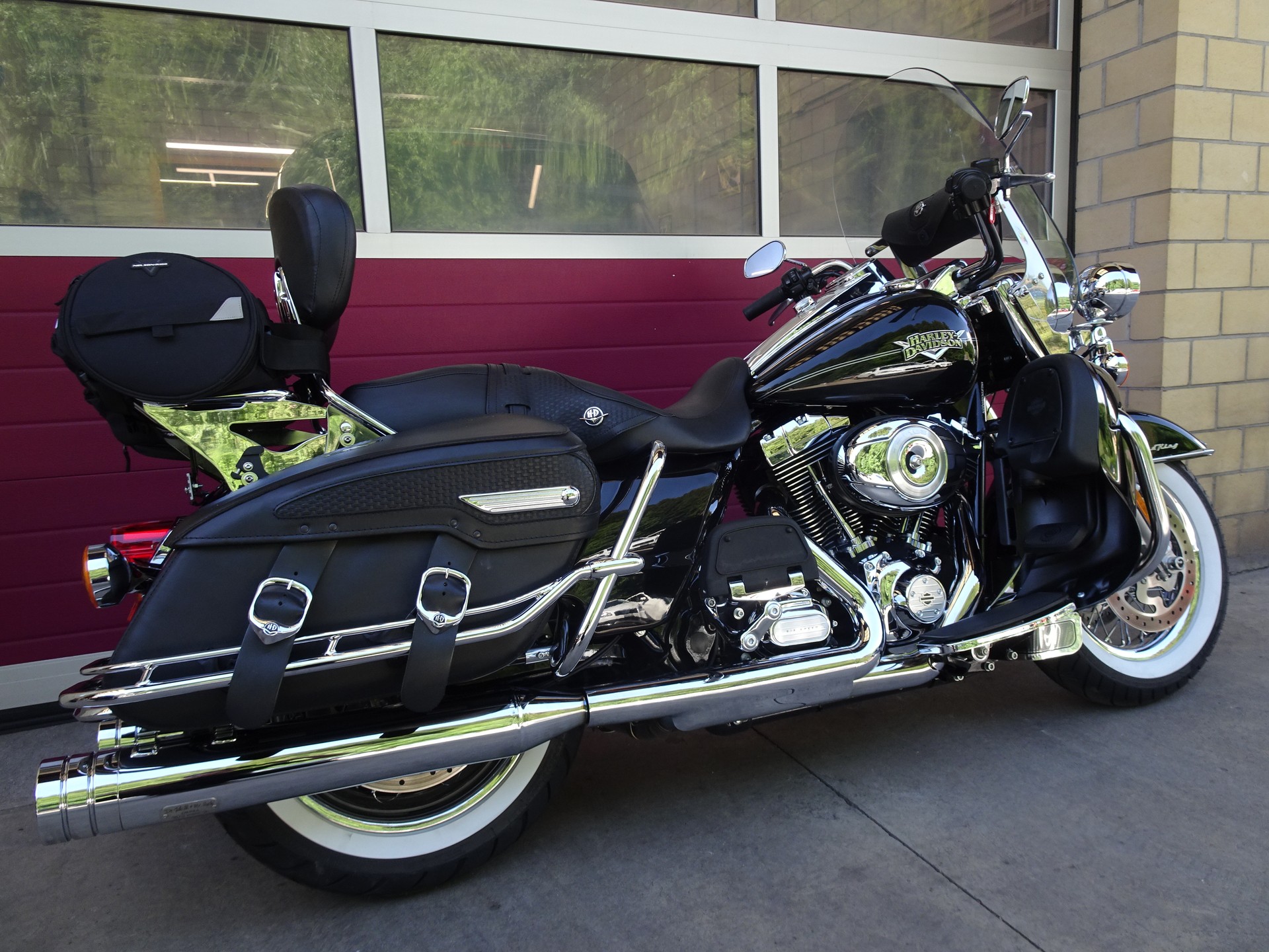 HARLEY-DAVIDSON FLHRC Road King Classic 103 ABS-image-8