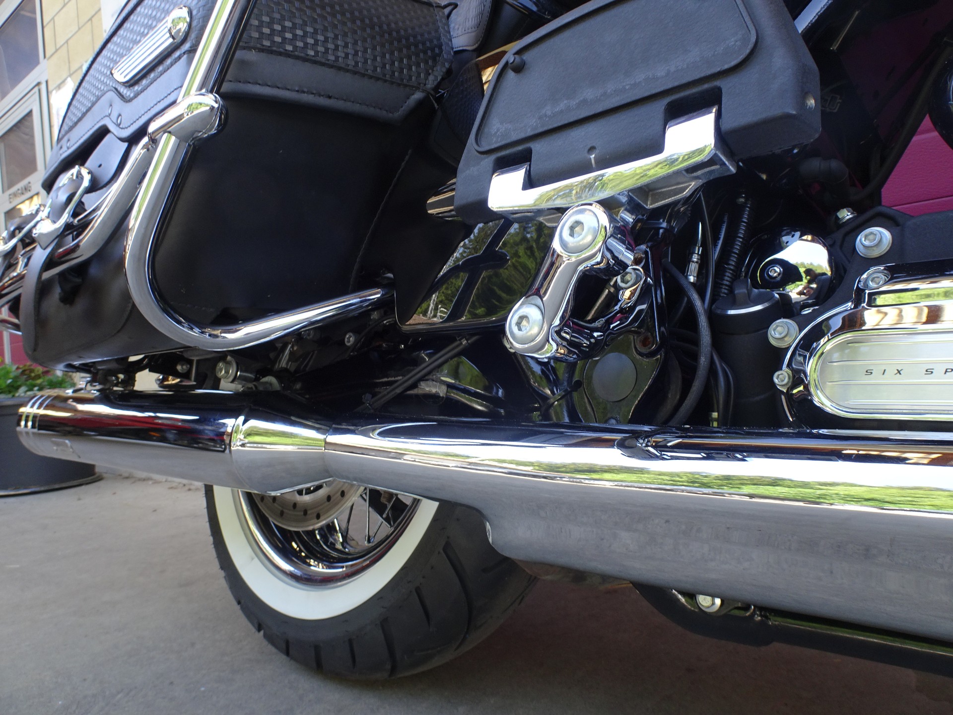 HARLEY-DAVIDSON FLHRC Road King Classic 103 ABS-image-13