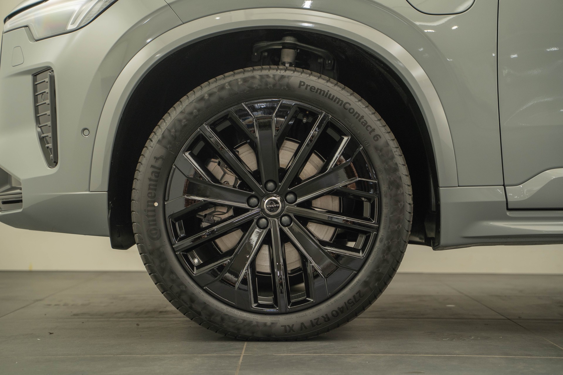 VOLVO XC90 2.0 T8 TE Black Edition eAWD-image-15