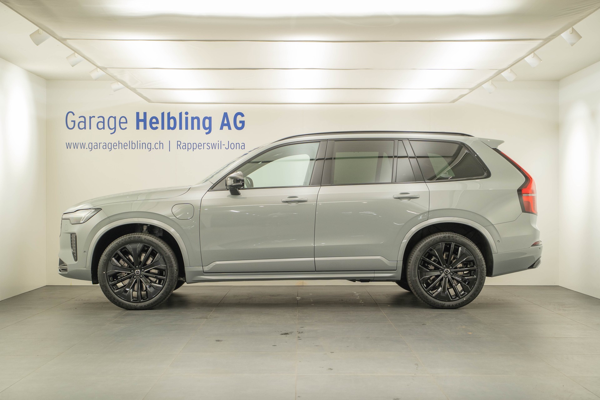 VOLVO XC90 2.0 T8 TE Black Edition eAWD-image-2