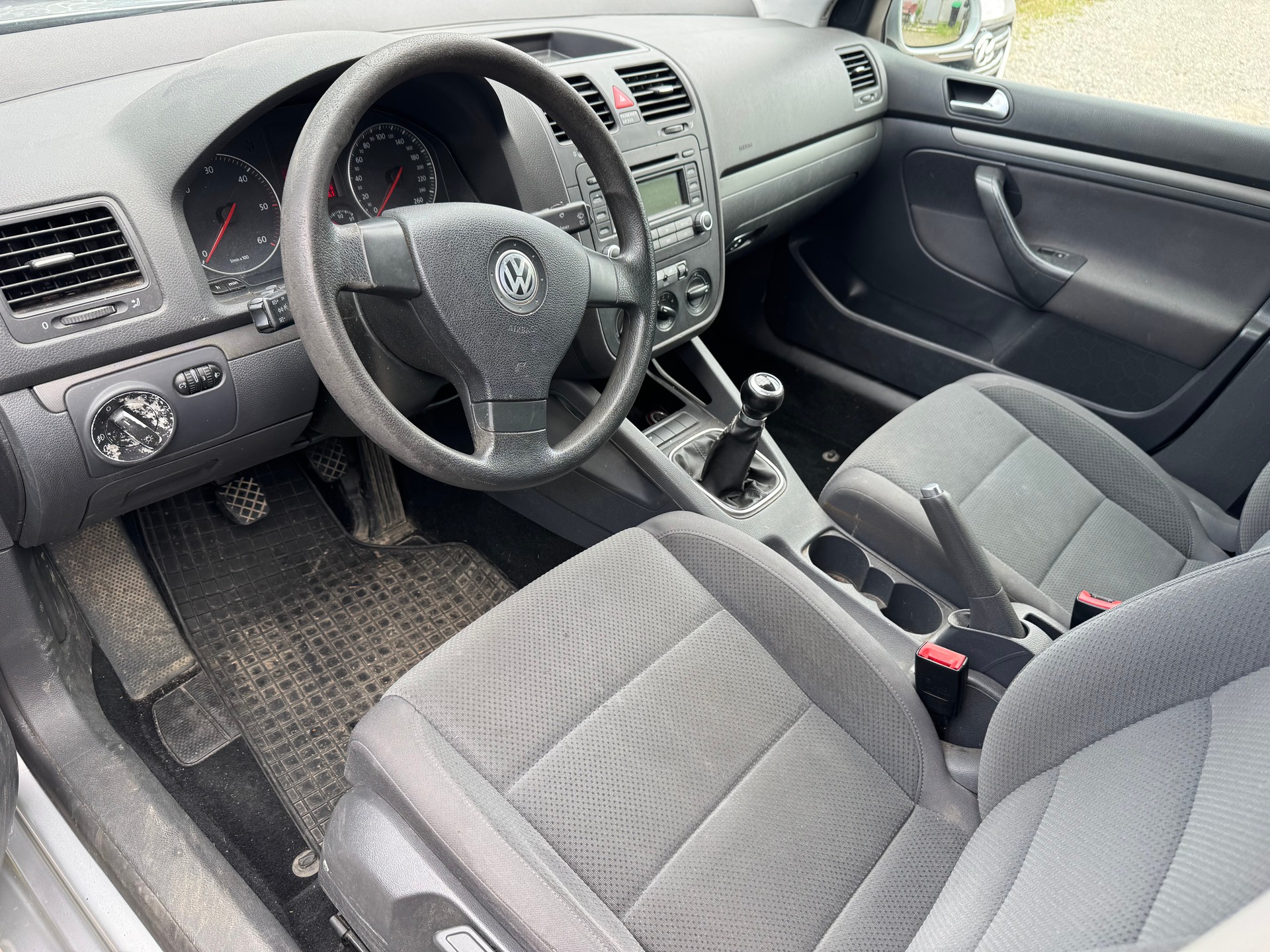 VW Golf 2.0 TDI Comfortline 4Motion-image-7