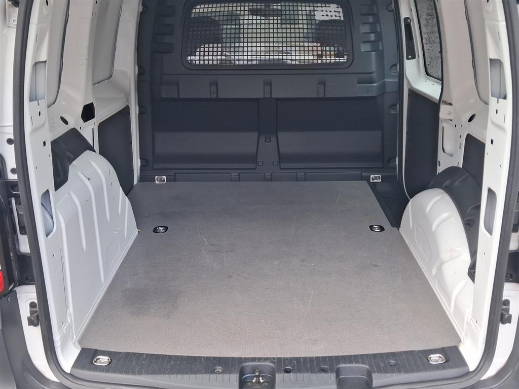 VW Caddy Cargo 1.5 TSI Entry-image-11