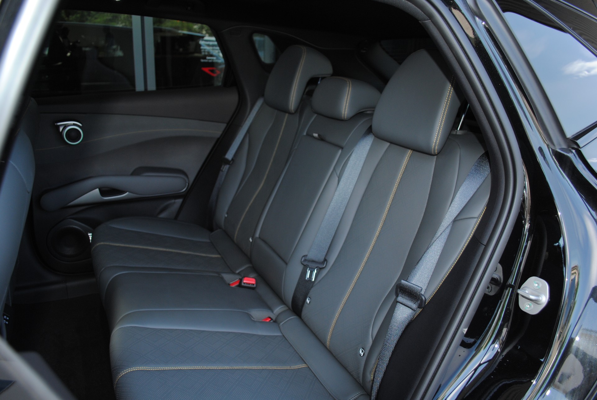 BYD Atto 3 EVO 74.8 kWh Excellence AWD-image-13